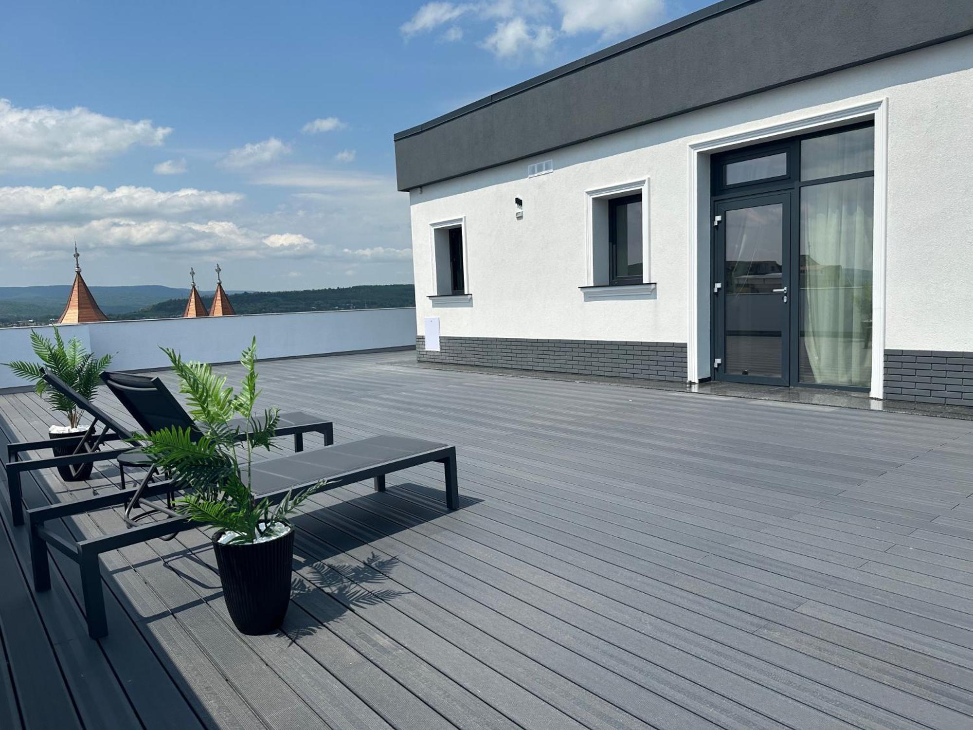 Hotel The Penthouse Vaslui Zewnętrze zdjęcie