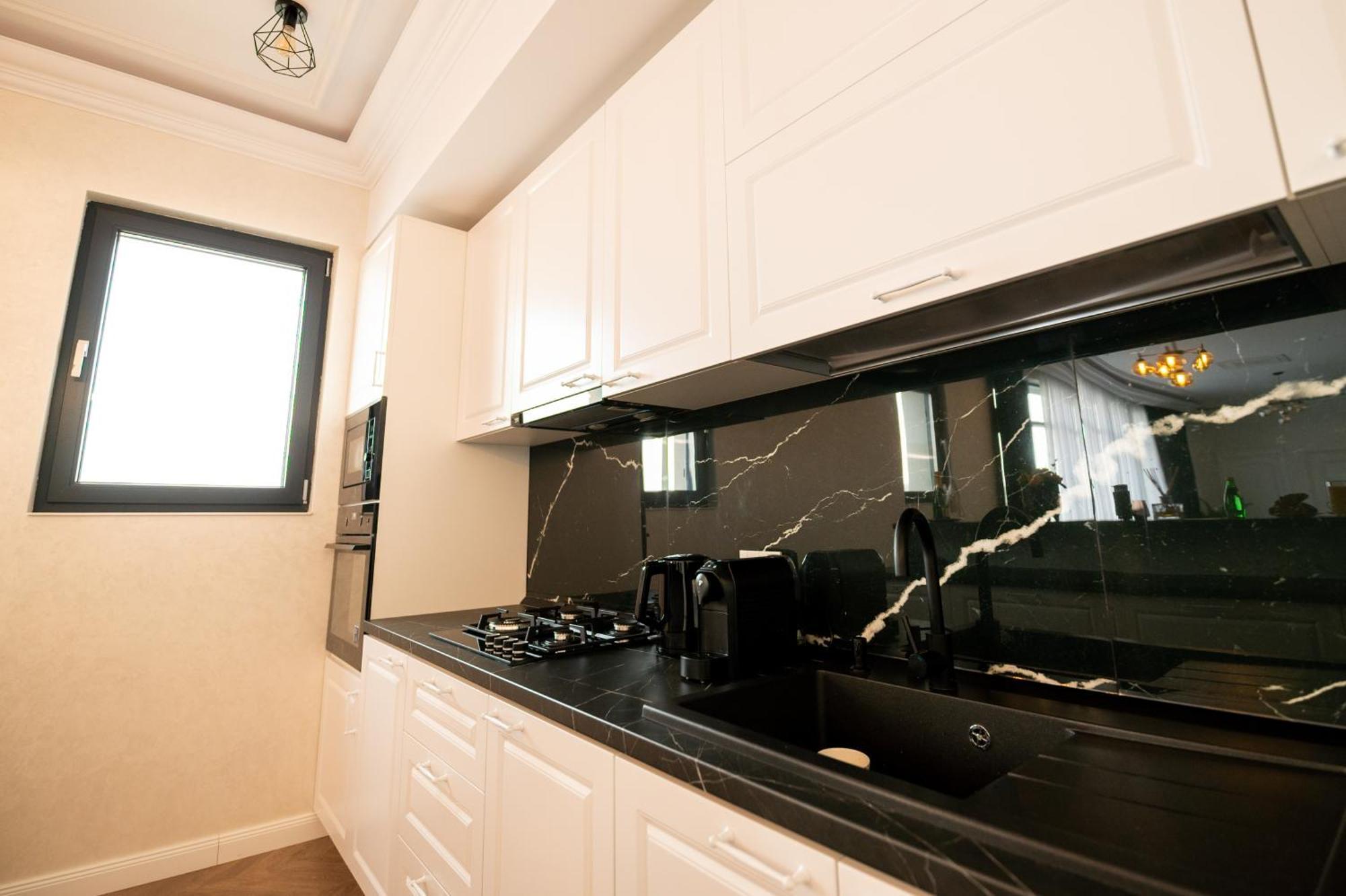 Hotel The Penthouse Vaslui Zewnętrze zdjęcie