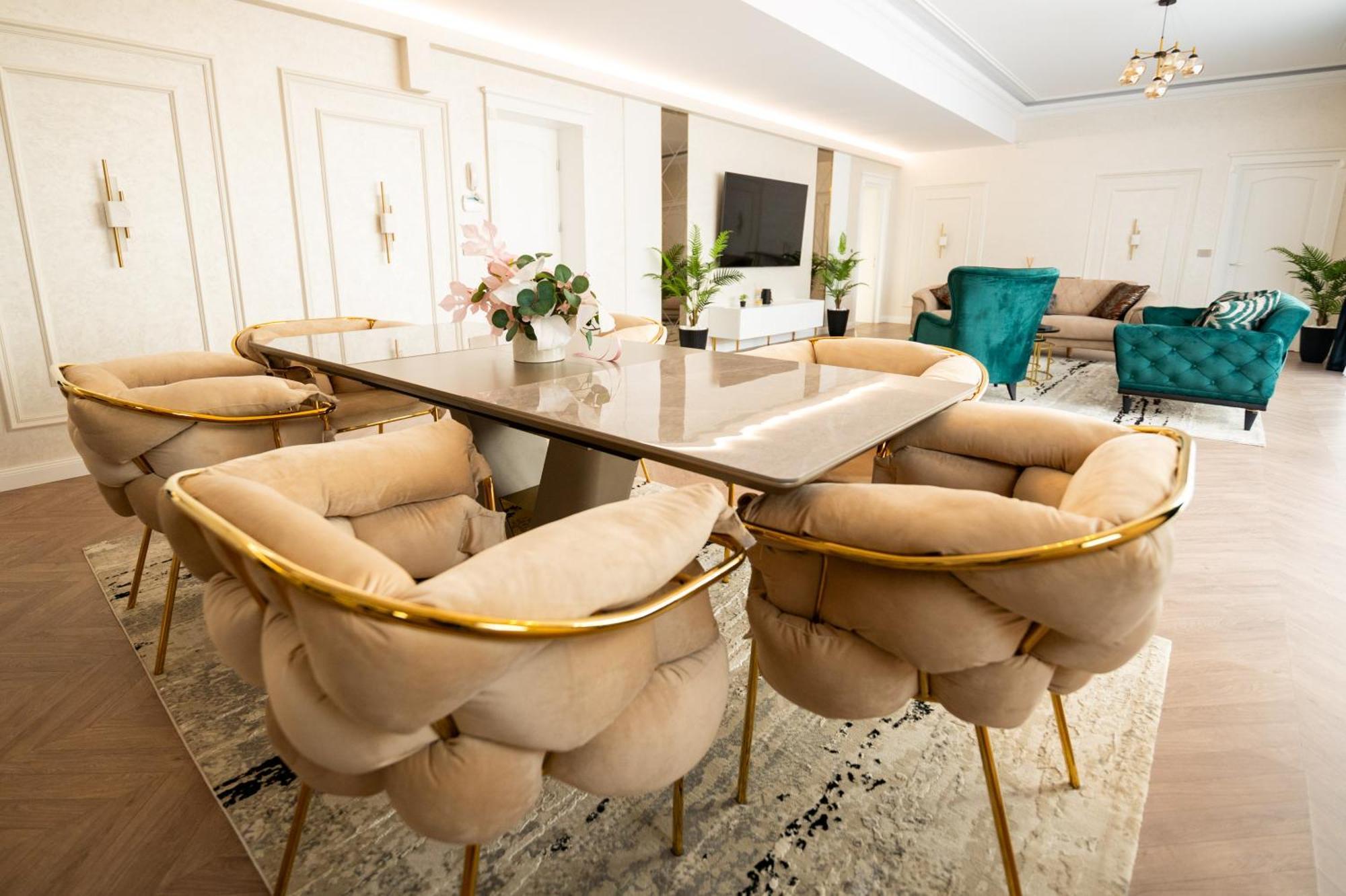 Hotel The Penthouse Vaslui Zewnętrze zdjęcie