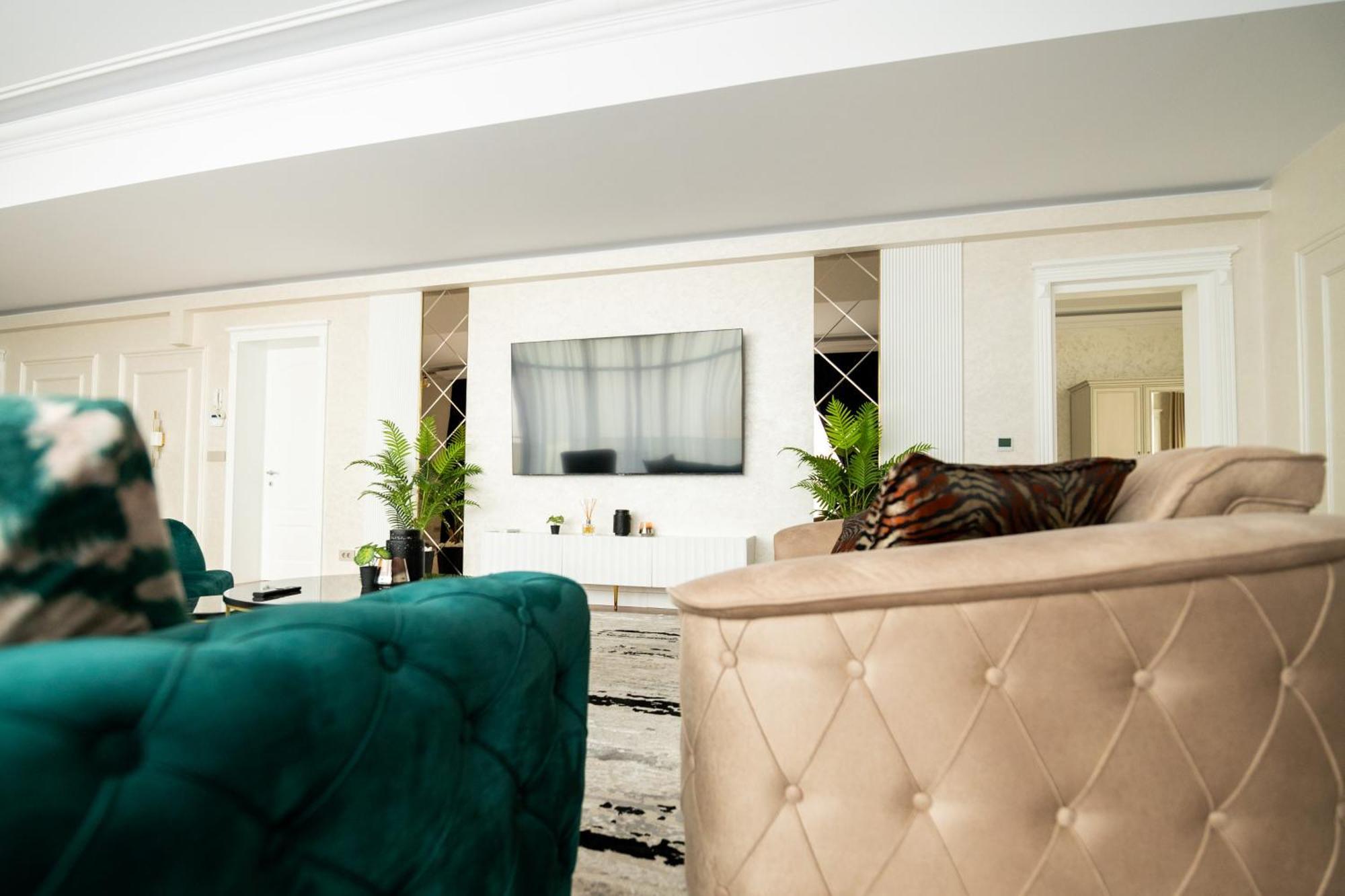 Hotel The Penthouse Vaslui Zewnętrze zdjęcie