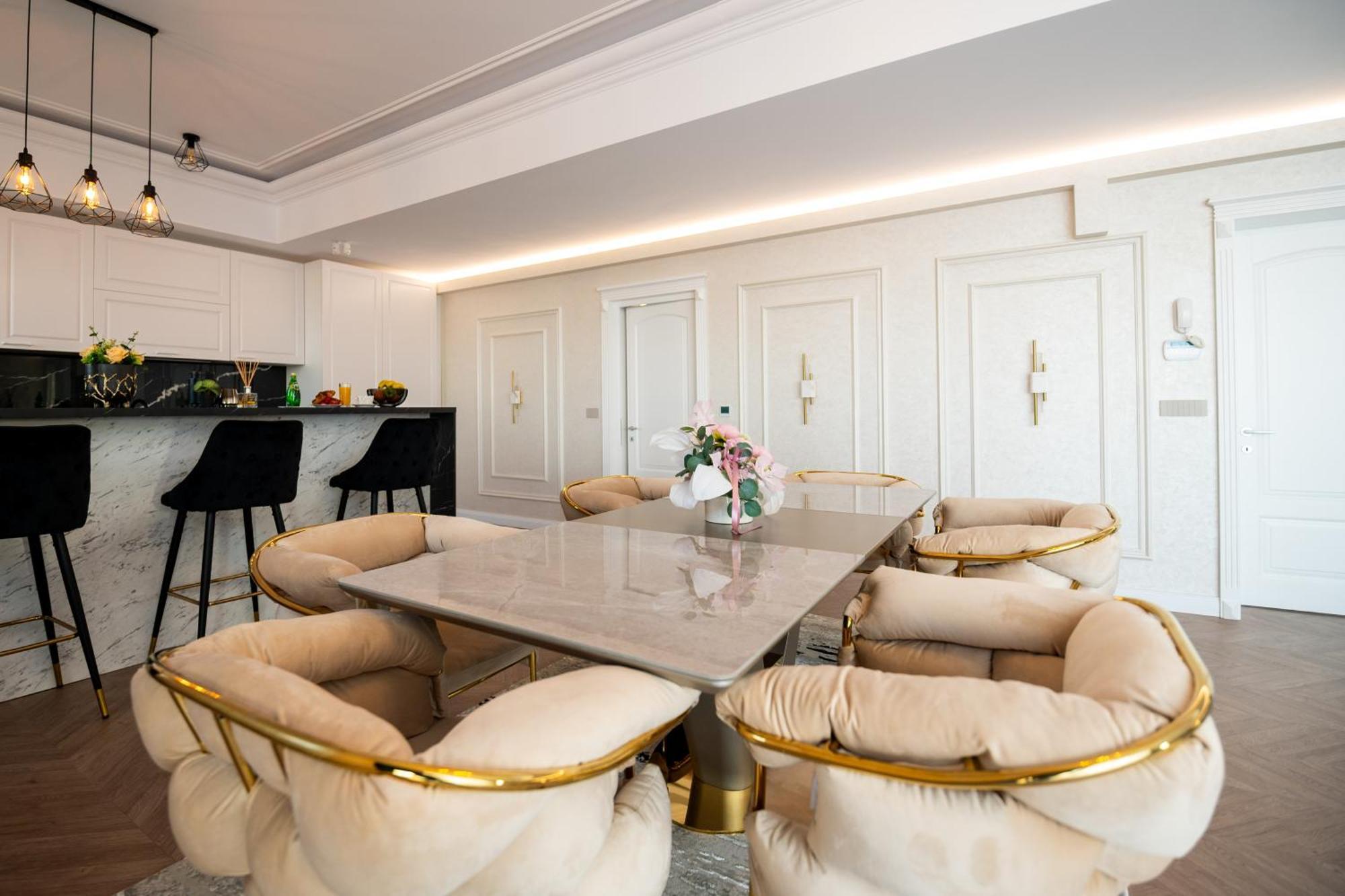 Hotel The Penthouse Vaslui Zewnętrze zdjęcie
